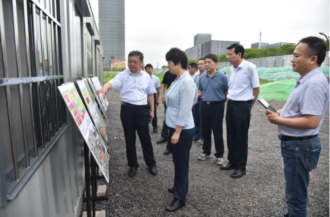 1595578243965367.png 小圖張寶娟視察科技園.png