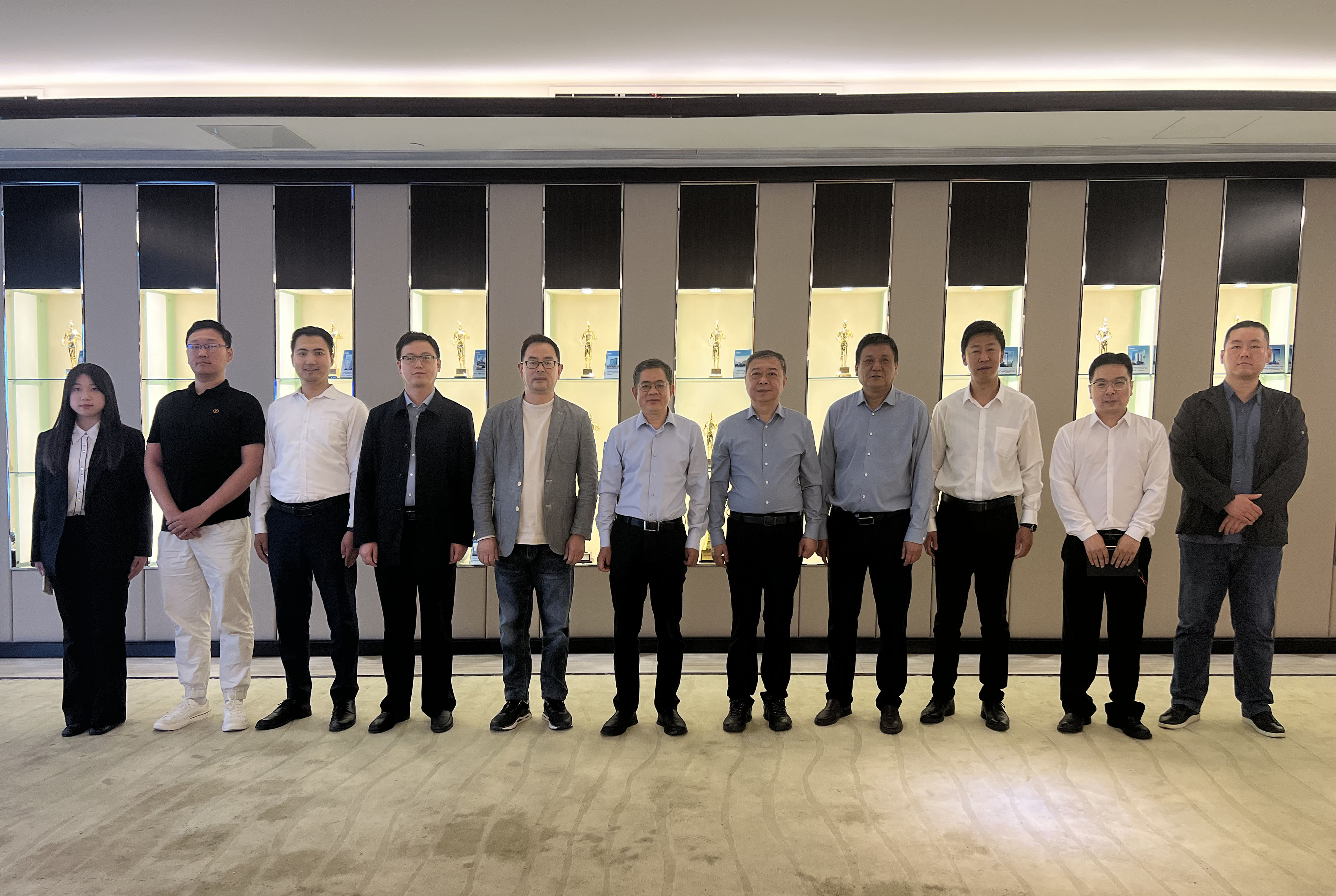 1684996244351984.jpg 37f10be4204da893fe3cd2d108b38cb.jpg