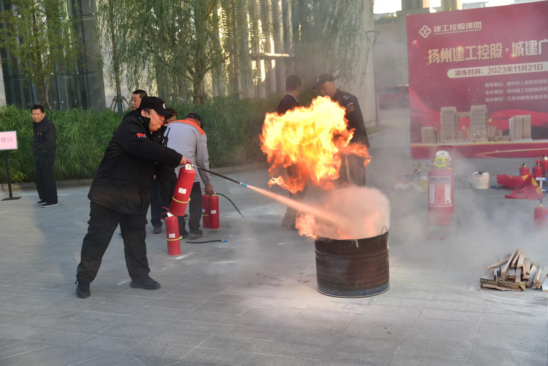 1700794894900068.jpg 7c041a861b743bb491cec67f6ccfda2.jpg